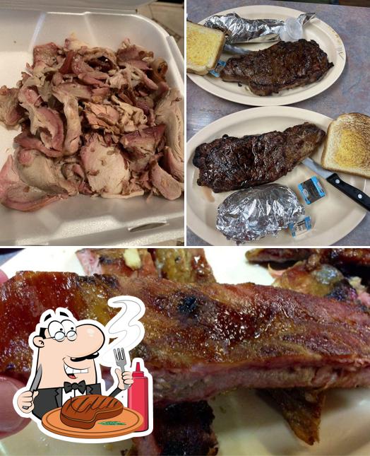 Try out meat dishes at Old Crow Real Pit Bar-B-Q