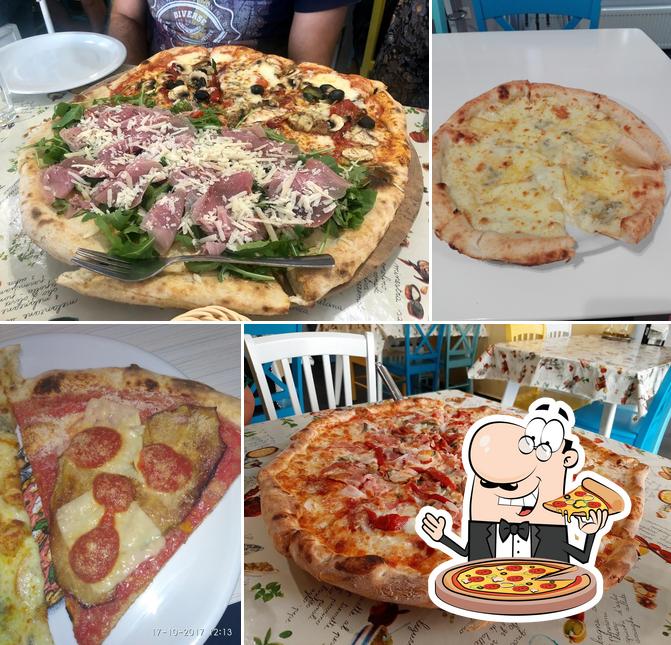 At Restauracja Monte di Procida, you can enjoy pizza