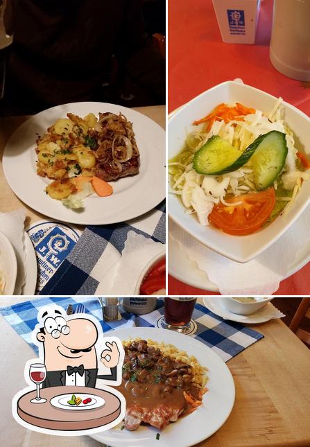 Еда в "Bavaria"