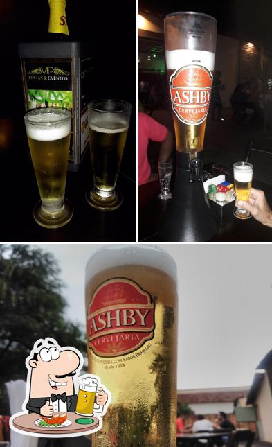 Garden Bar serve uma opção de cervejas