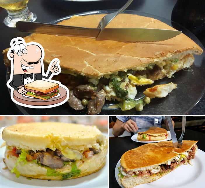 GULOSAO LANCHES, Santa Maria - Comentários de Restaurantes, Fotos & Número  de Telefone