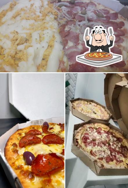 No Pizzaria Tropical Forno à Lenha, você pode provar pizza