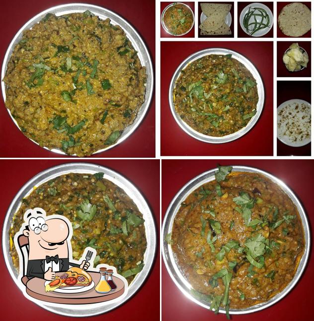 Order pizza at Kathiyavad Express