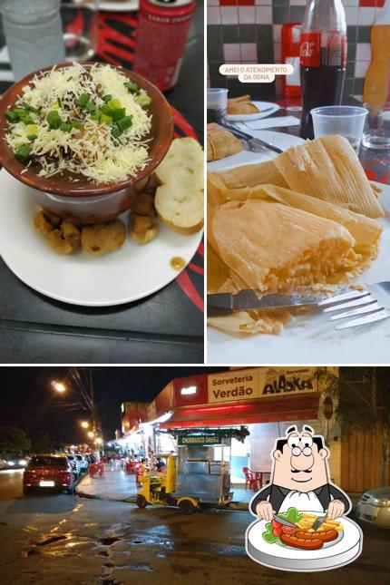A foto do Empório do Sabor’s comida e exterior