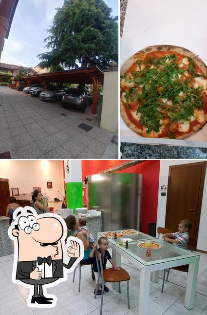 Vedi la foto di Pizza Italia