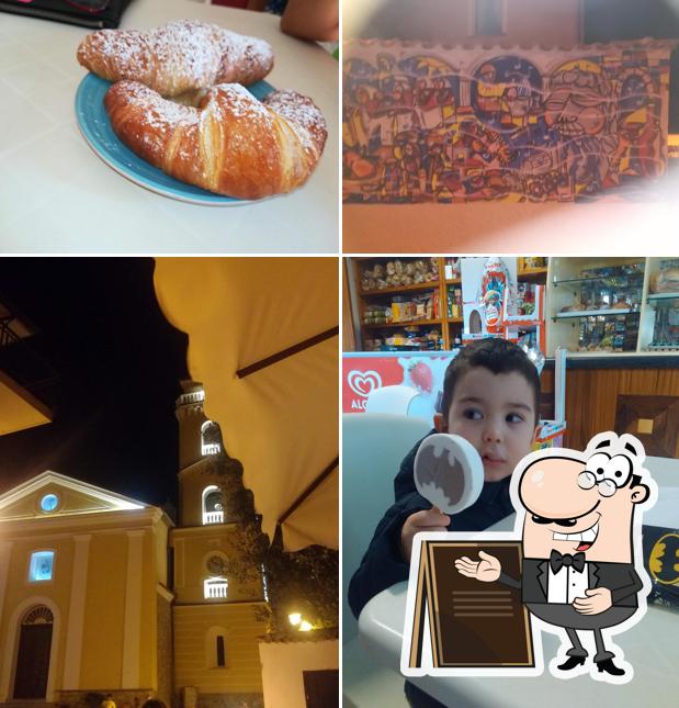 Gli esterni di Bar Celentano