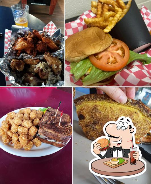 Red Fox Bar & Grill in Fairbanks - Restaurant menu and reviews