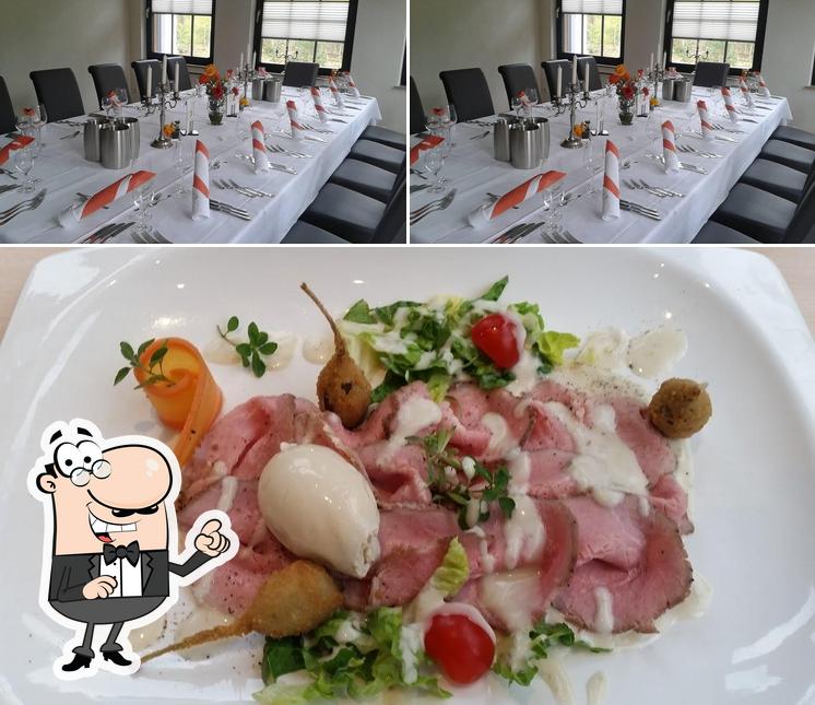 La photo de la intérieur et nourriture de Hotel-Restaurant Forstfrieden’s