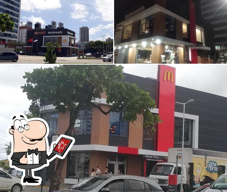 Veja imagens do exterior do McDonald's