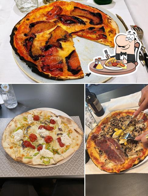 Scegli tra le svariate varianti di pizza