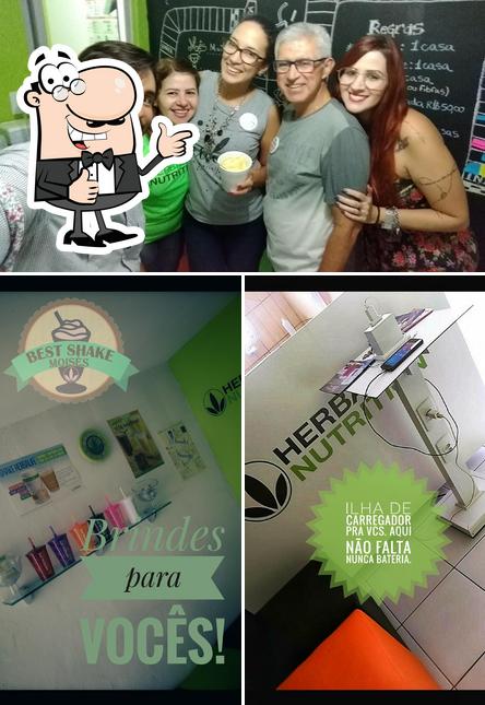See this picture of SHAKE NEÓPOLIS MOISÉS & GORETE