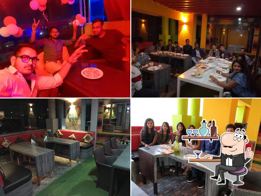 Check out how Scorpion A Pub City looks inside