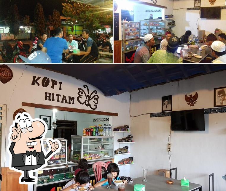 Café Damai Coffee, Kedungrejo, H879+JGX Opiniones del restaurante