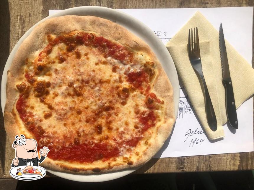 Prenditi una pizza a Grande Caffè Bistrot