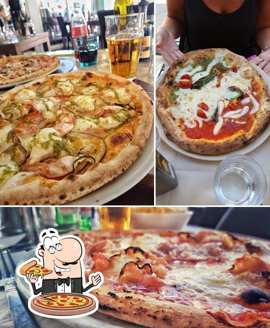 Ordina una pizza a Mediterraneo Restaurant & Pizza