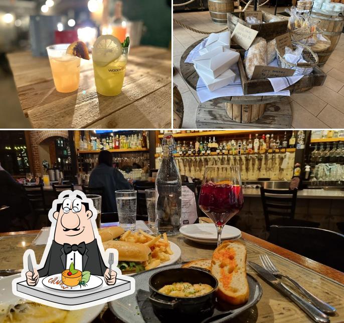 Это снимок, где изображены еда и напитки в Logan Street Restaurant And Bar