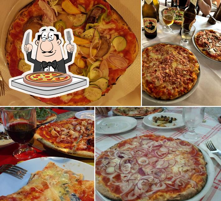 A Pizzeria da Antonio, puoi ordinare una bella pizza