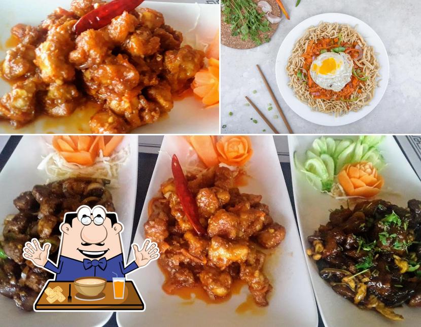 Food at LEES Chinese Restaurant