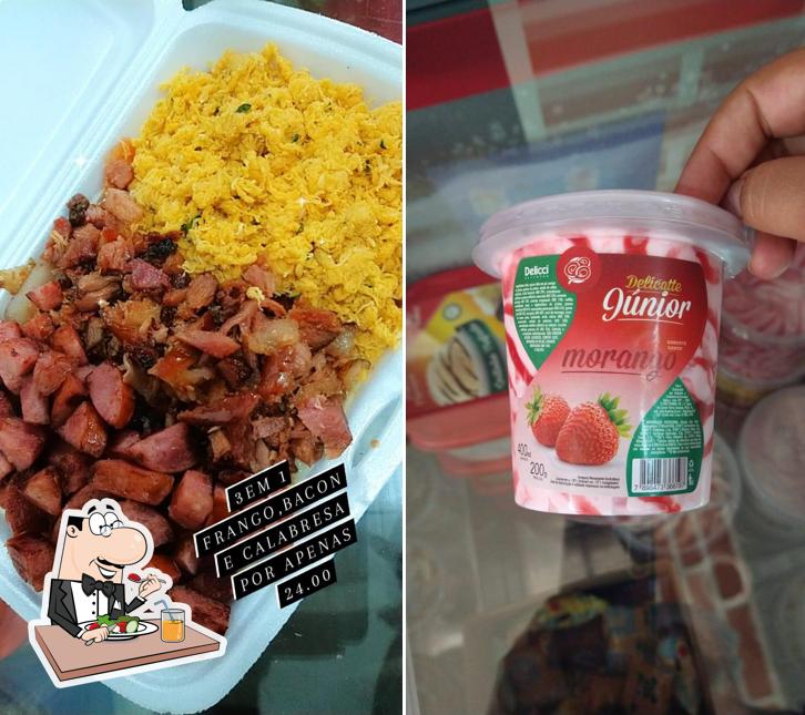 Platos en Big Dog Hot Dog