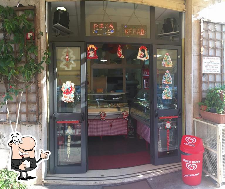 Ecco un'immagine di Panineria Pizzeria Frigitoria Trasi e Levati u Spinnu