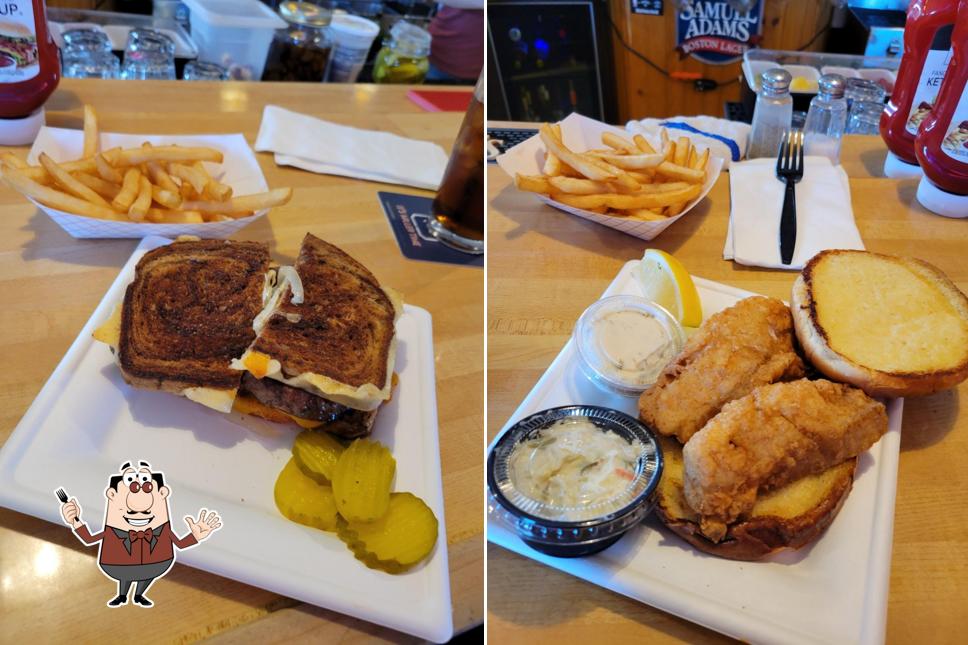 Varsity Club in New Berlin - Restaurant menu and reviews