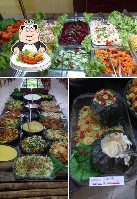 Comida em Restaurante Gostinho de Minas
