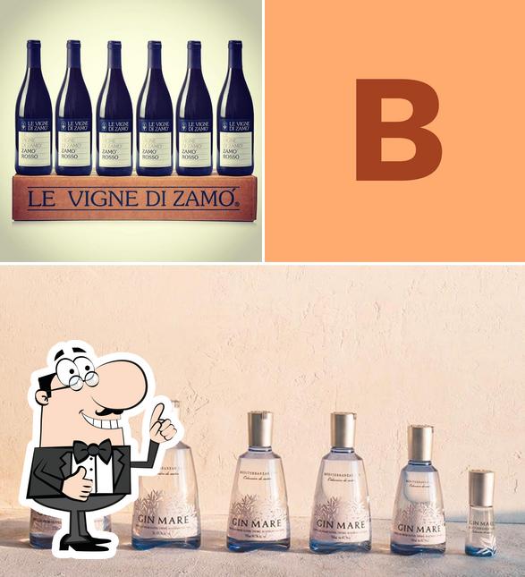 Ecco un'immagine di Eight Bar & Co
