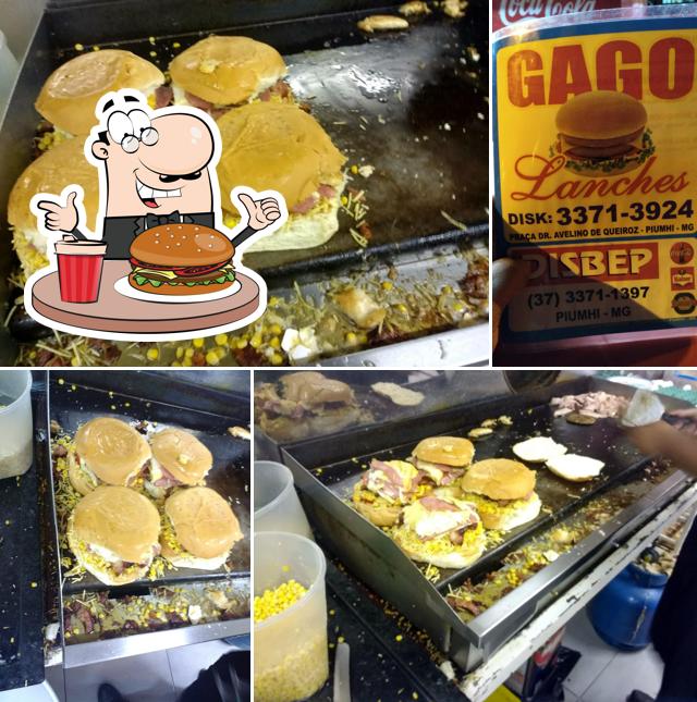 Experimente um hambúrguer no GAGO LANCHES