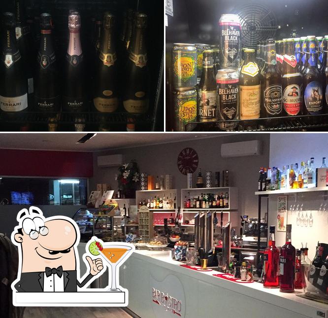 La immagine di bevanda e esterno da Bar Bistrò