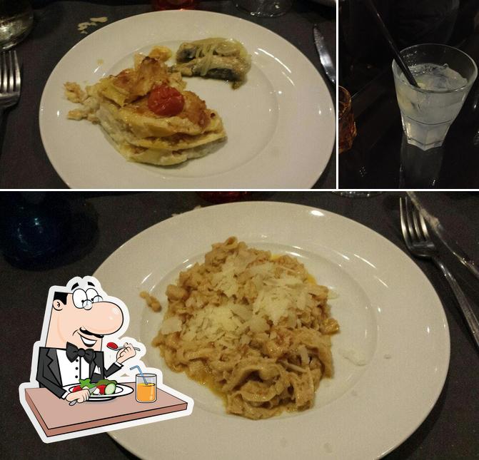 Guarda la foto che raffigura la cibo e bevanda di Baccanale