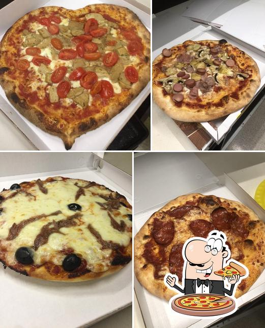 Ordina una pizza a PIZZERIA DA ACCU di Sabella Accursio