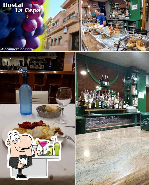 Estas son las fotografías que hay de barra de bar y comida en Restaurante Hotel La Cepa