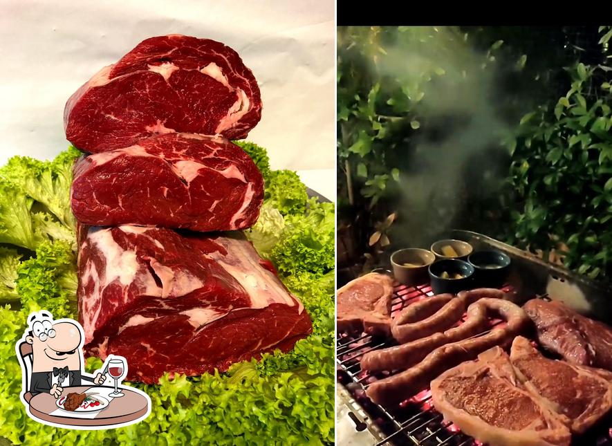 C'è un'ampia selezione di pasti per gli amanti della carne