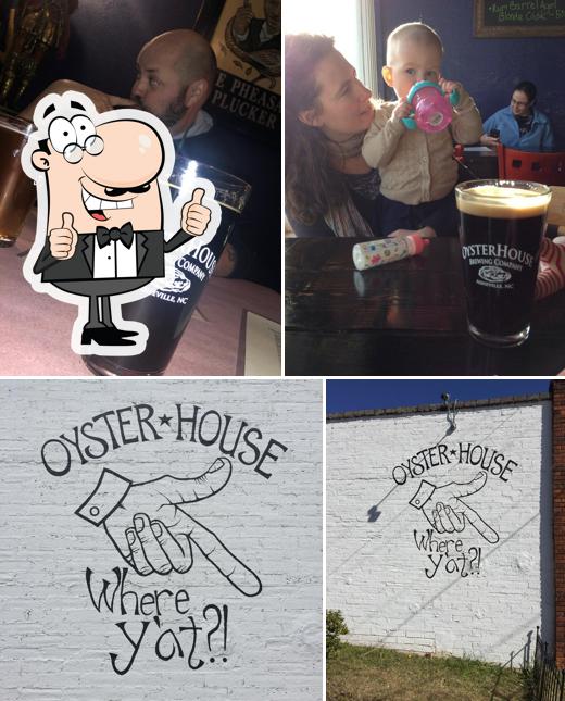 Mire esta foto de Oyster House Brewing Company