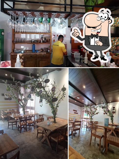 O interior do Galeto Cuiabano