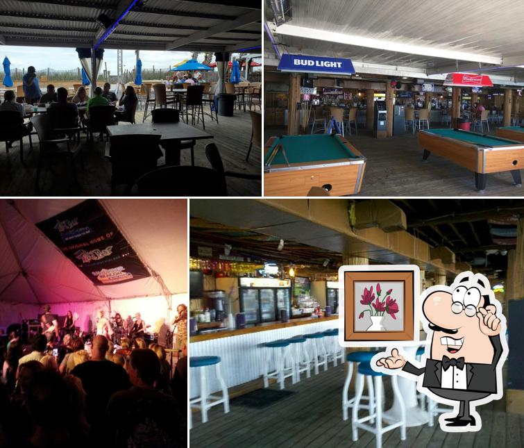 Tiki Bar at the Sandpiper Beacon in Panama City Beach Restaurant reviews