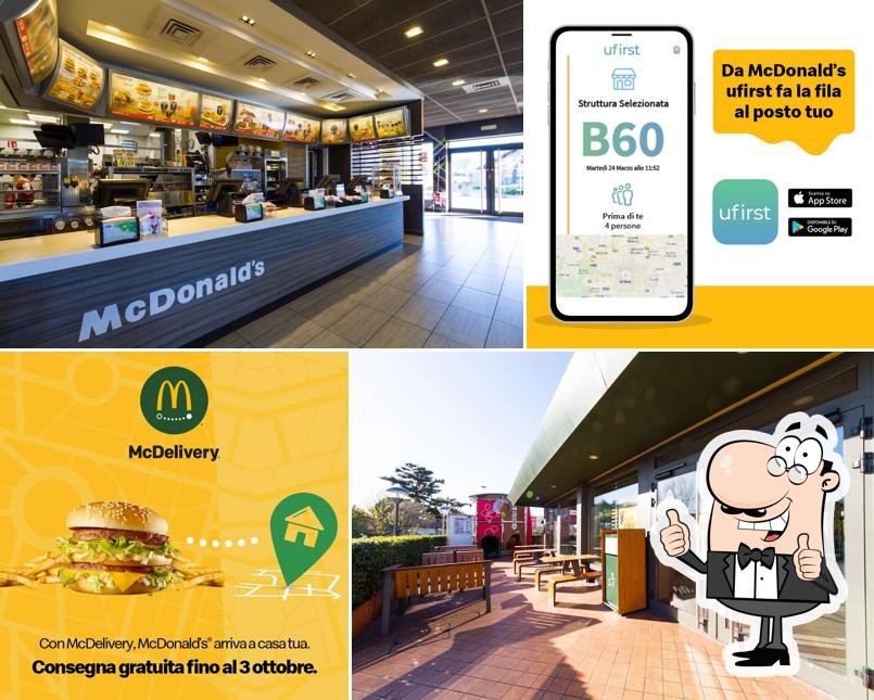 McDonald's Milano Rubicone 30, Milano, Comasina (metropolitana di