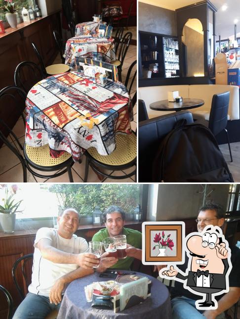 Gli interni di Oberon Café
