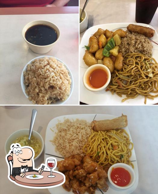 Mama Tang Restaurant in Springdale Restaurant menu and reviews