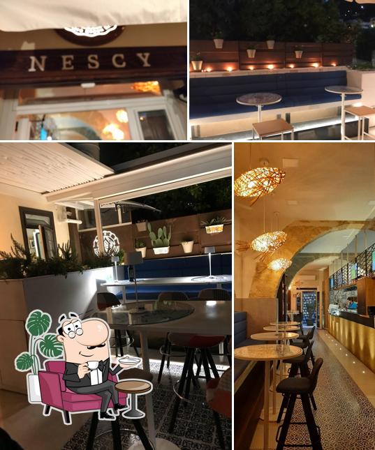 Siediti a un tavolo di NESCY - Bistrot & Street Food