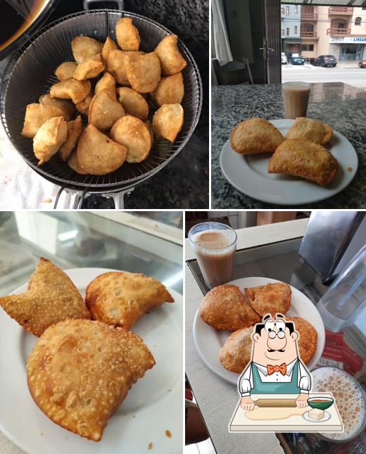 Samosas em Pastelaria Rinati