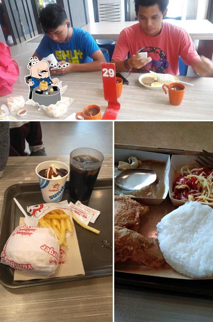 Food at Jollibee Mati