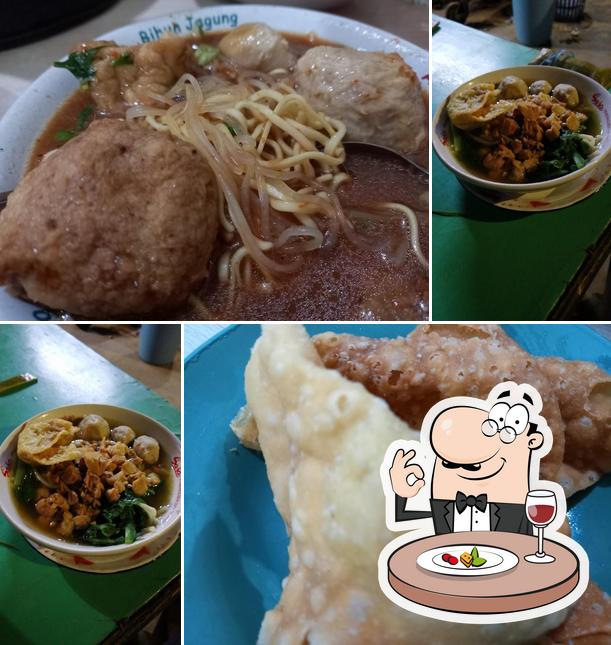 Food at Mie Pangsit dan bakso mas erik