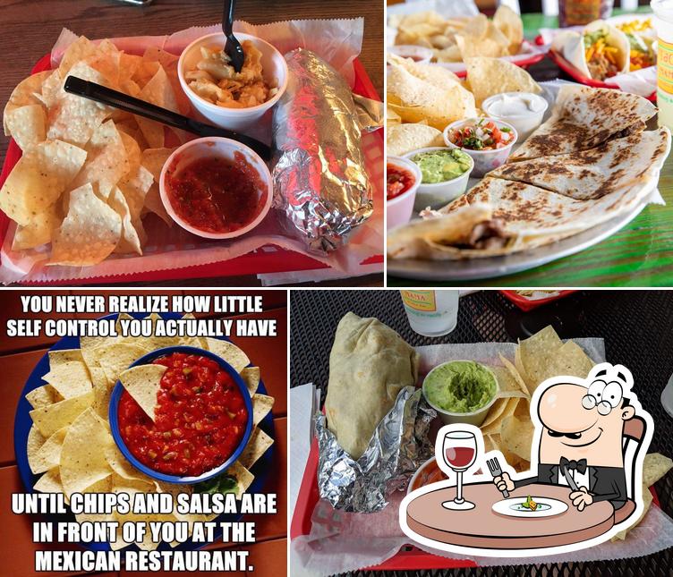 Еда в "Taco Mama - Providence"