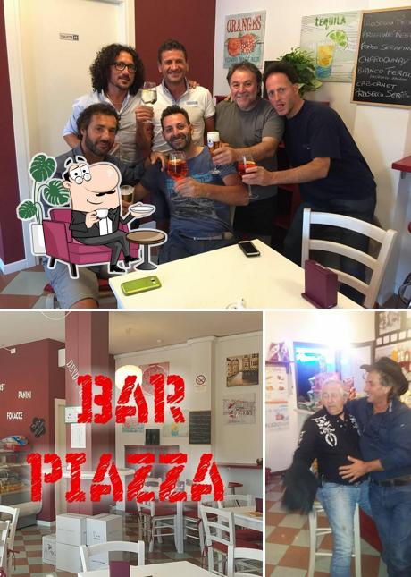 Gli interni di Bar Piazza