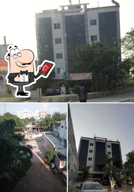 MNR Hotel