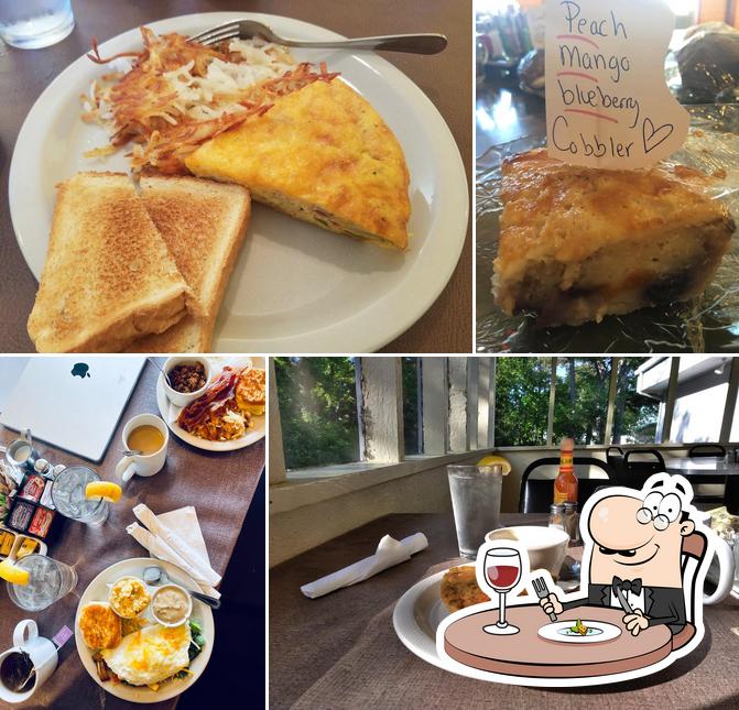 Sweet & Savory Cafe in Eureka Springs Restaurant menu and reviews