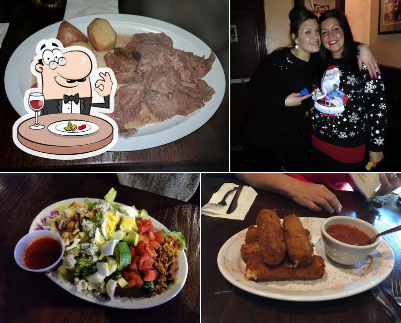 Fritz's Pour House Bar in Joliet Restaurant menu and reviews