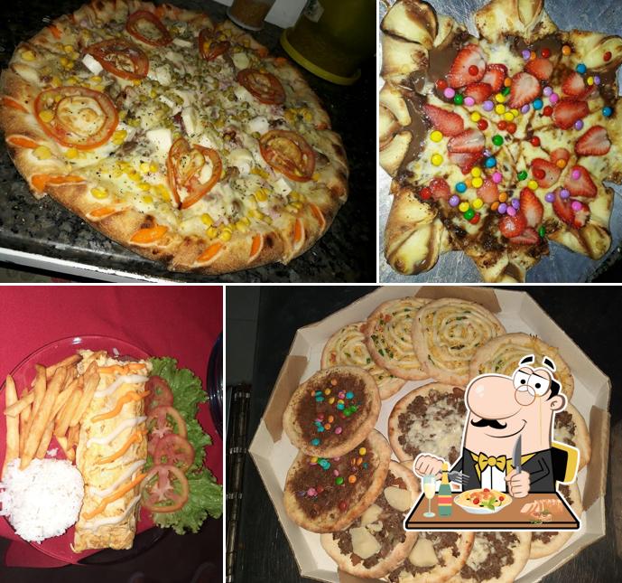 Comida em Pizzaria Fênix