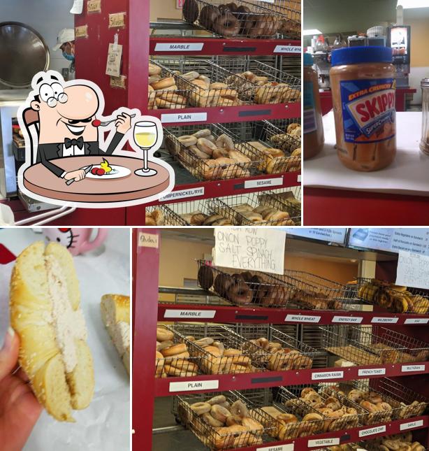 Bagel World in Reading Restaurant menu and reviews
